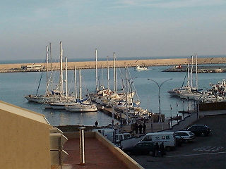 hafen1.jpg (20134 Byte)